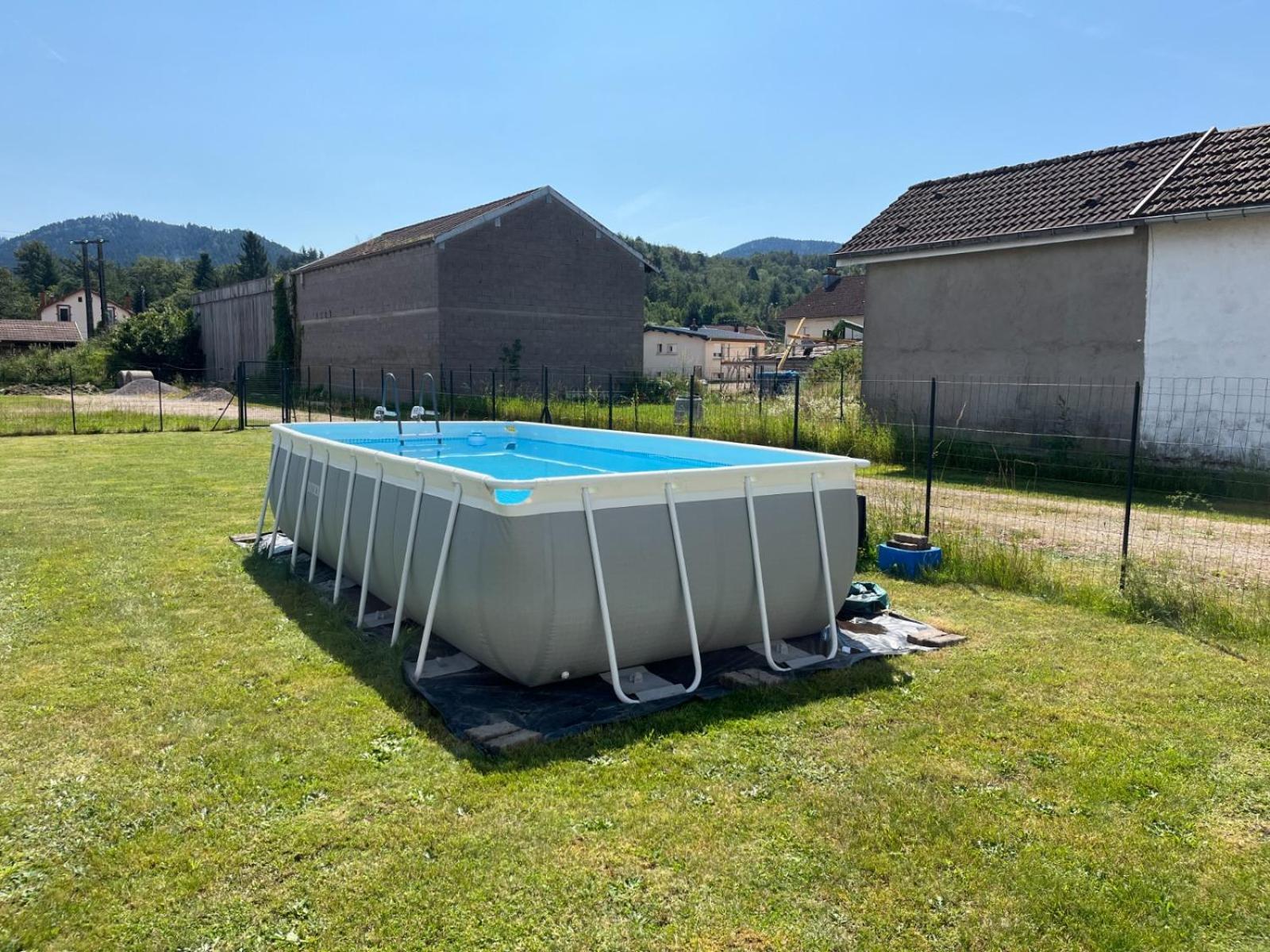 Gite 205 M2, 8Pers Piscine, Jacuzzi, Balneo Privatifs Vagney المظهر الخارجي الصورة